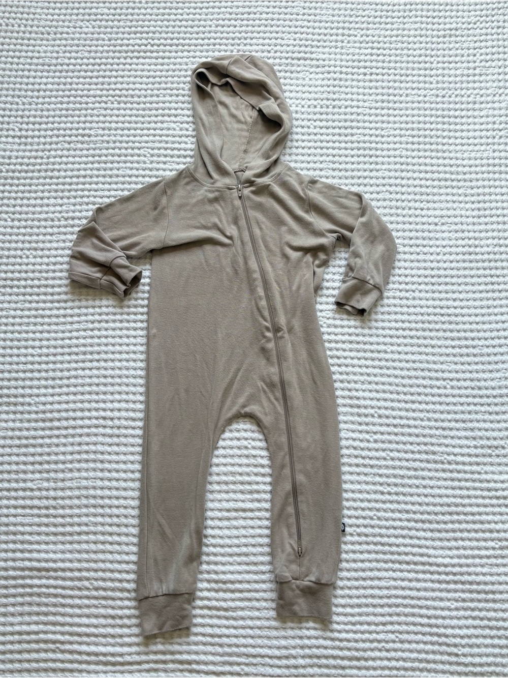 Kyte Baby Jersey Hooded Romper Bamboo Terry Khaki Tan Zip Up Toddler Cozy 2T